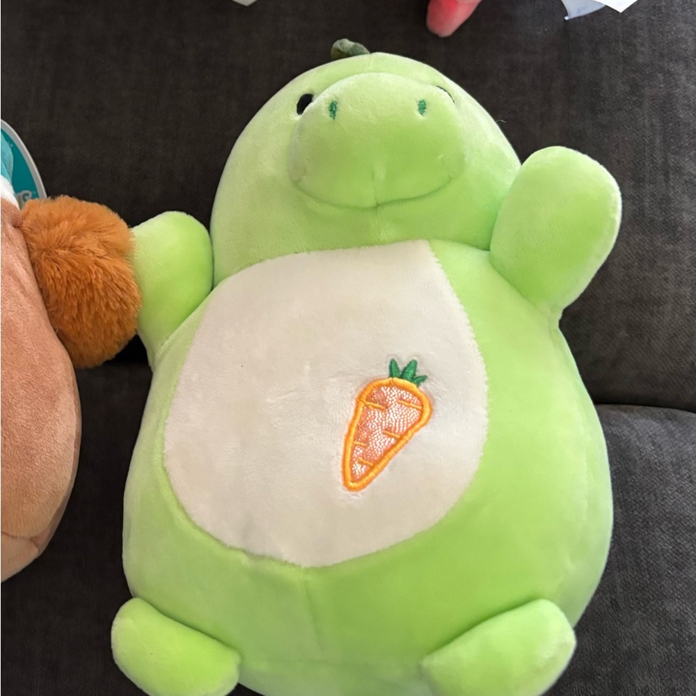 Squishmallows Hug Mee Desaire Dino